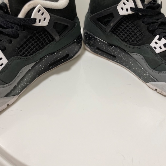 Jordan 4 retros - Picture 2 of 5